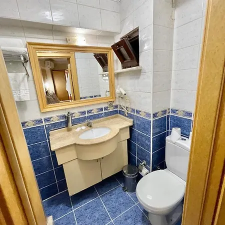 Grand Hisar Taksim מלון 3*