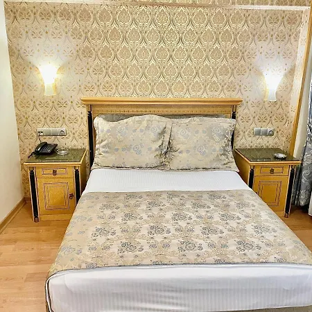 Grand Hisar Taksim Hotel 3*